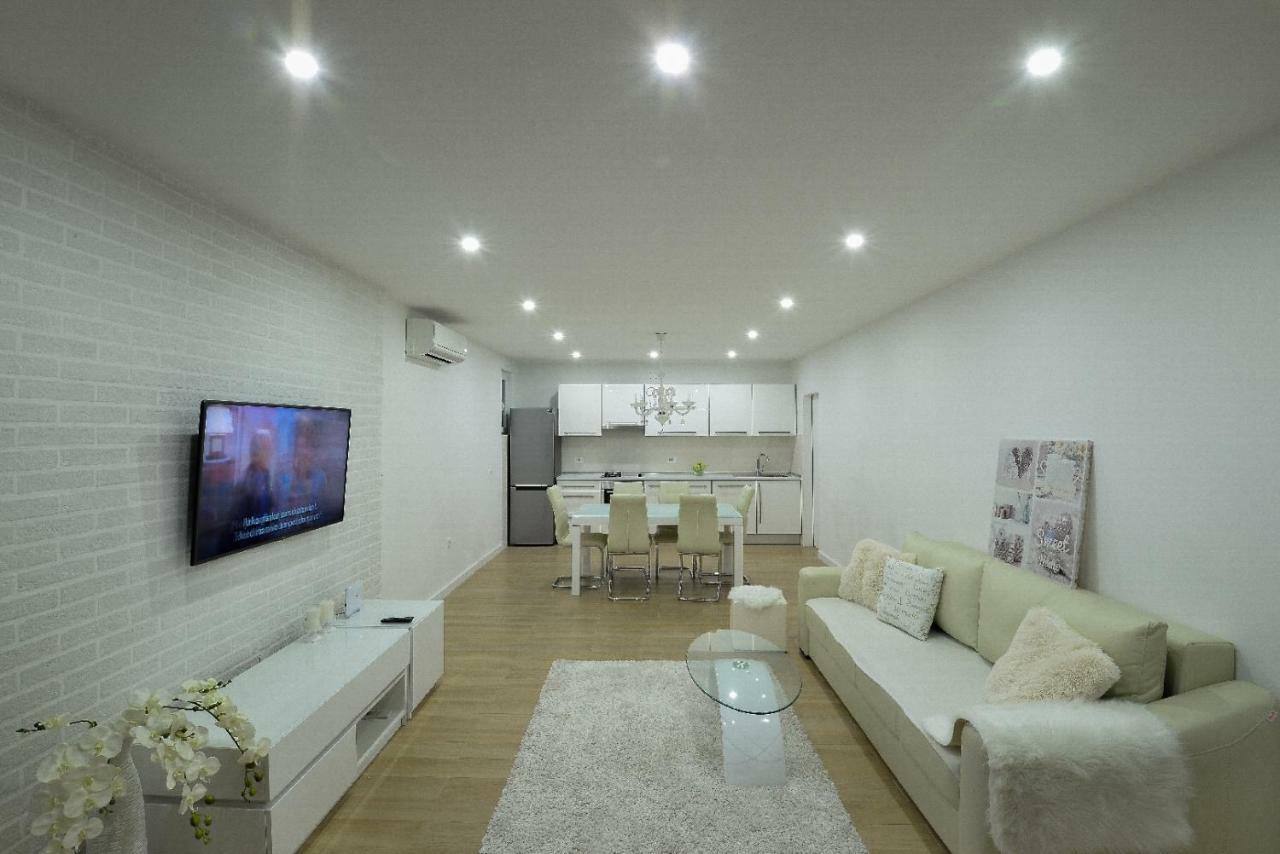 Villa Jelena ماكارسكا المظهر الخارجي الصورة