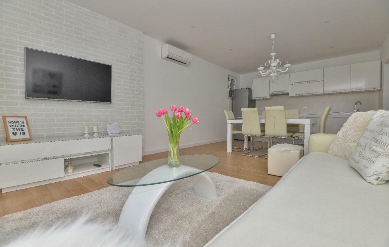 Villa Jelena ماكارسكا المظهر الخارجي الصورة